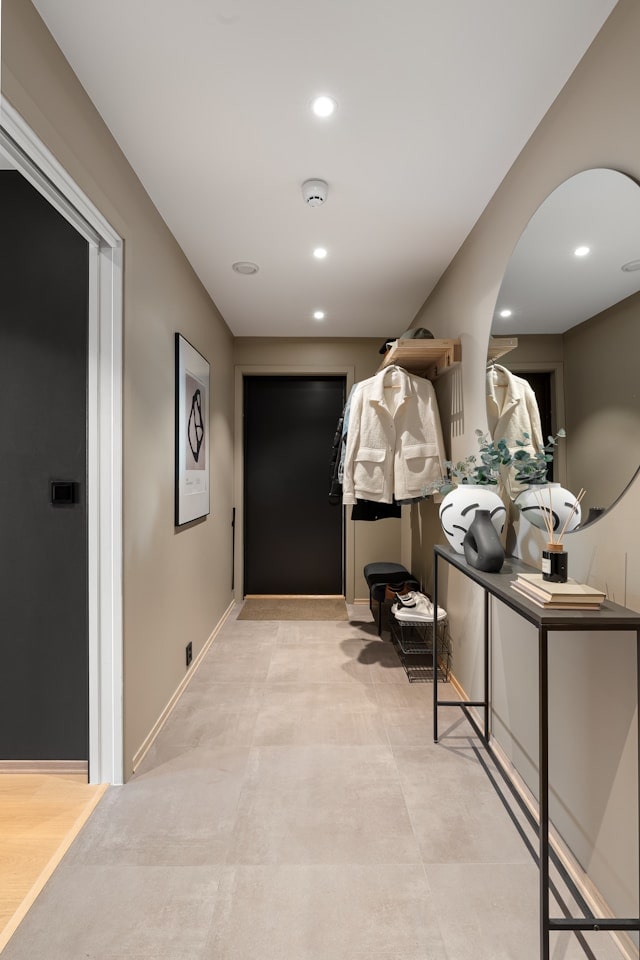 Flur in Erdfarben gestalten